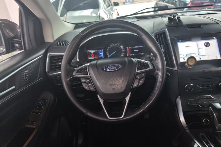 Used Ford Edge 2017 EcoBoost 245 Two-Wheel-Drive Sporty 7-Seater
