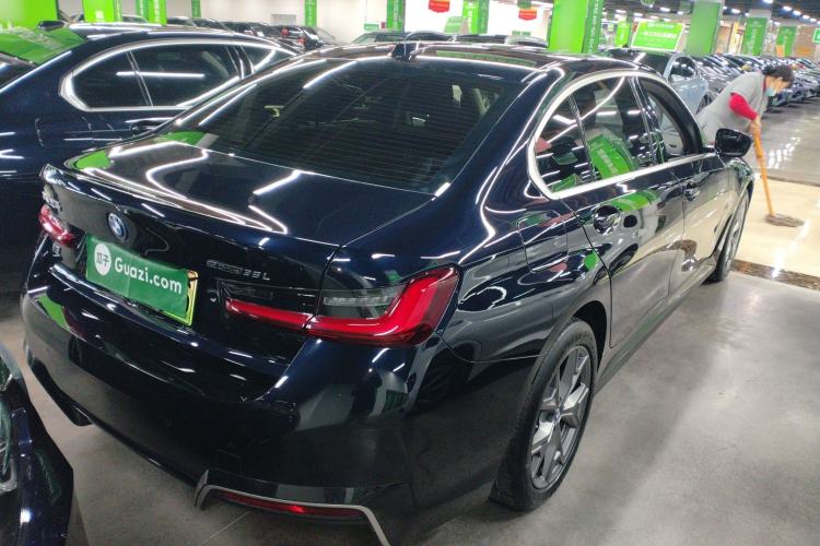 Used BMW i3 2024 eDrive 35 L
