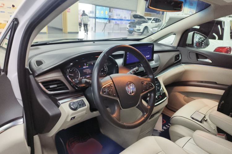 Used Buick GL8 2021 Land Cruiser Executive Class 652T Luxury Model