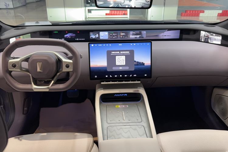 Used  12 2025 Master All-Electric Four-Wheel Drive
