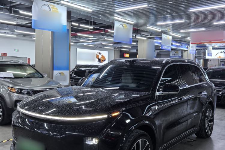 Used Li Auto L8 2023 Max model
