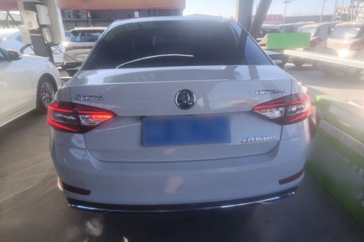 Used Skoda Octavia 2018 1.6L Automatic Luxury Edition