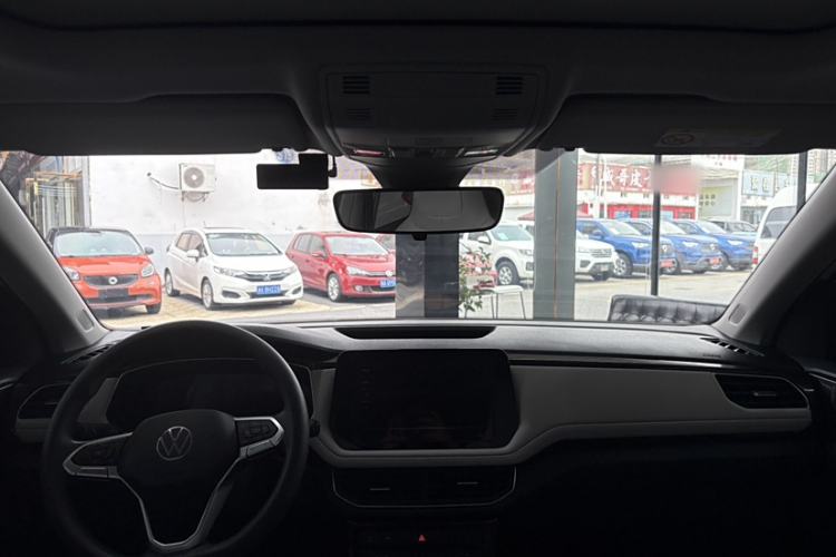 Used Volkswagen Tharu 2025 New Sharp 1.5L Ambitious Edition
