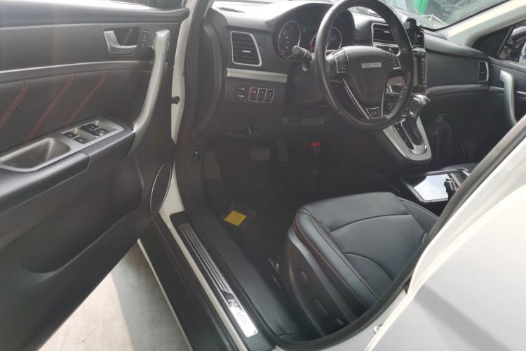 Used Haval H6 2017 Red-Label Sport Edition 1.5T Automatic Two-Wheel Drive Luxury Model