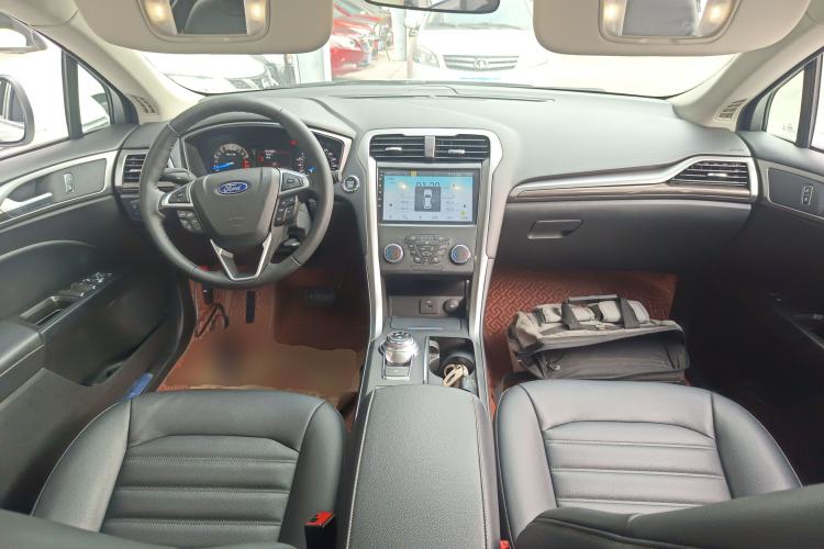 Used Ford Mondeo 2018 EcoBoost 180 Smart Control Fashion Model China VI Standard
