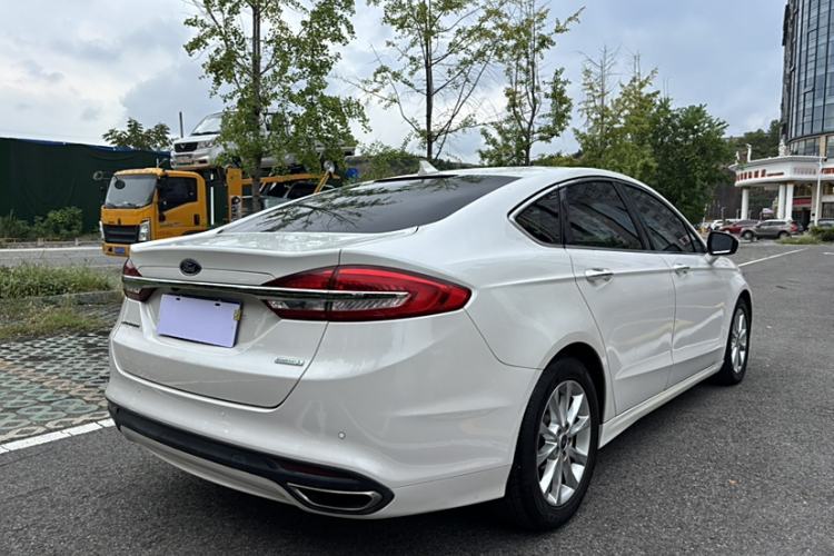 Used Ford Mondeo 2017 EcoBoost 200 Stylish Model
