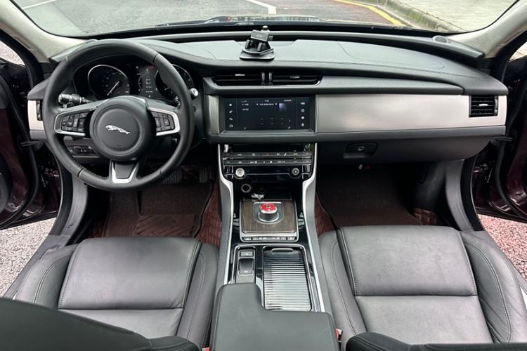 Used Jaguar XFL 2018 XFL 2.0T 200PS Elite Edition
