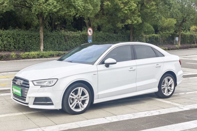 Used Audi A3 2020 Limousine 35 TFSI Fashion Edition China VI Emission Standard