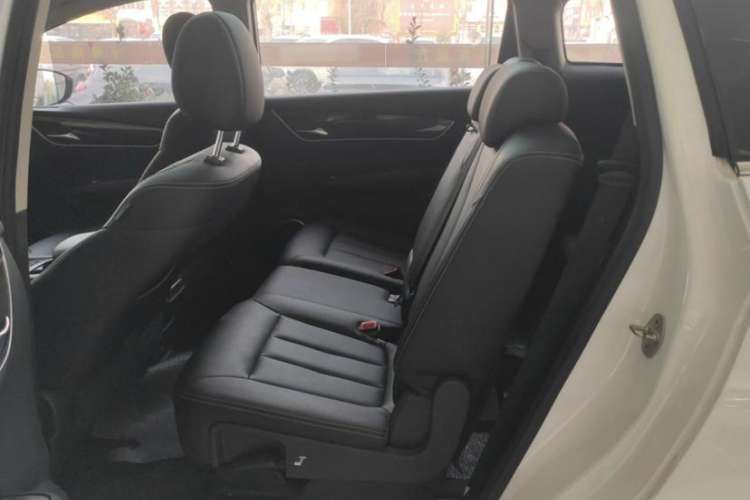 Used BYD Song MAX 2017 1.5T Automatic Smart Connect Elite 7-Seater
