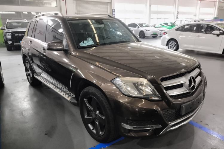 Used Mercedes-Benz GLK-Class 2013 GLK 300 4MATIC Dynamic Sunroof Model