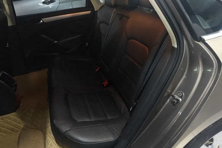 Used Volkswagen Passat 2014 1.8TSI DSG Prestige Edition
