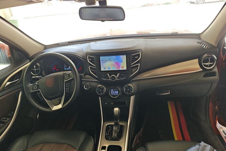 Used BYD Song 2017 Gaishe Upgrade Edition 1.5TID Automatic Elite Model
