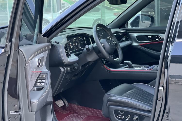 Used GAC Trumpchi GS8 2022 Dual-Engine Series 2.0TM Two-Wheel Drive Prestige Edition (7 Seats)