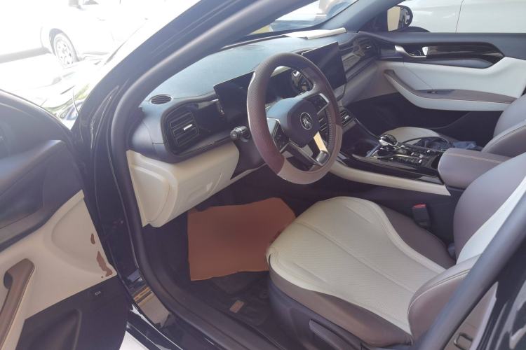 Used BYD Qin PLUS 2023 Champion Edition DM-i 55KM Leading Model