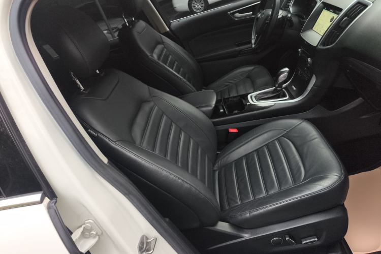 Used Ford Edge 2016 EcoBoost 245 Two-Wheel-Drive Titanium 7-Seater