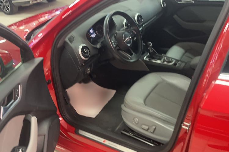 Used Audi A3 2019 Limousine 35 TFSI Fashion Edition China VI Emission Standard
