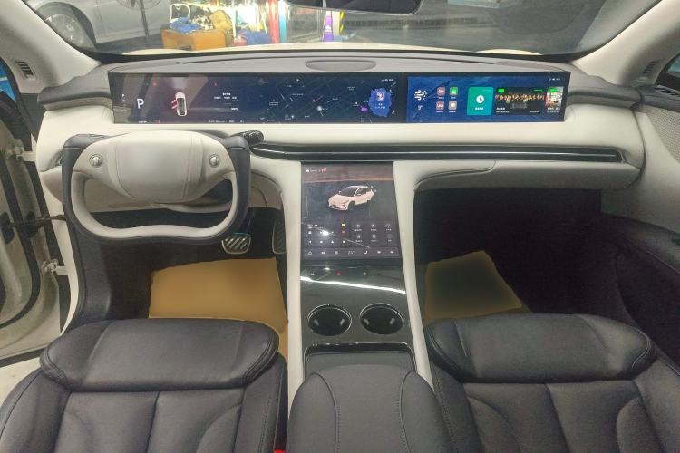 Used  LS7 2023 77 kWh Urban Fit Rear-Wheel Drive
