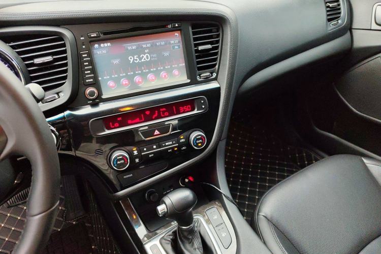 Used Kia K5 2014 2.0L Automatic LUXURY
