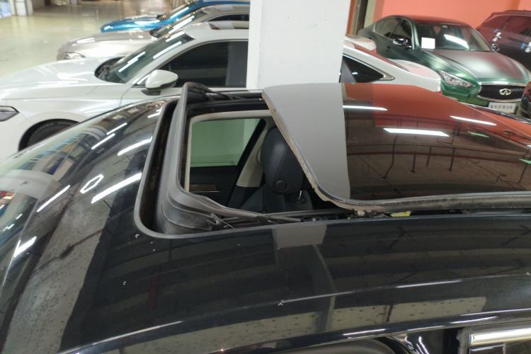 Used Volkswagen Magotan 2019 330TSI DSG Leading Model China VI Standard
