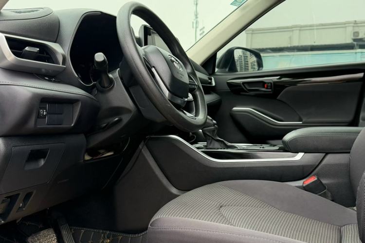 Used Toyota Highlander 2023 2.5L Smart Electric Hybrid Dual-Engine Two-Wheel Drive Elite Version 5 Seats