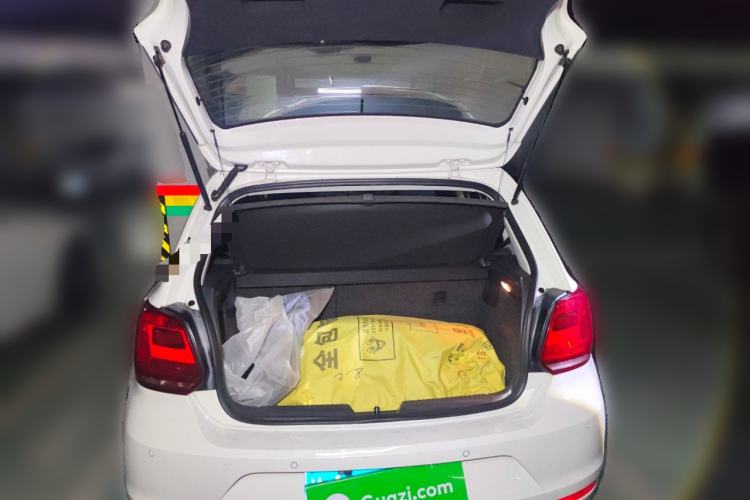 Used Volkswagen Polo 2014 1.4L Automatic Comfort Edition
