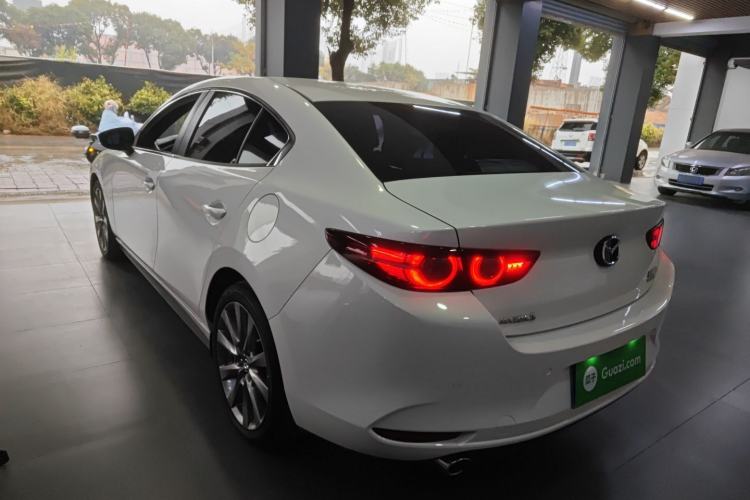Used Mazda Mazda 3 Axela 2021 2.0L Automatic Zhiyao Edition