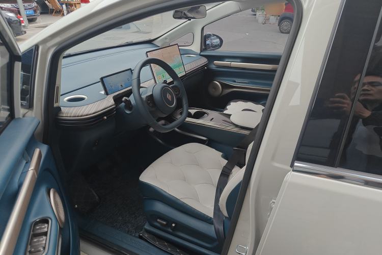 Used Baojun Cloud 2023 460 Pro
