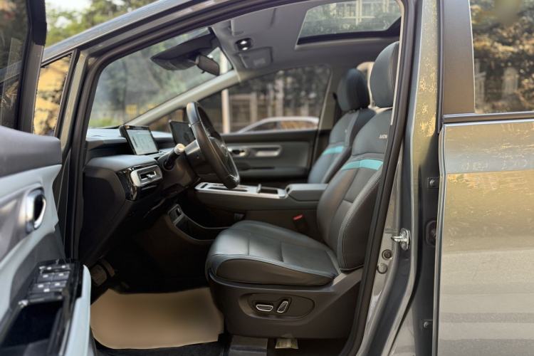 Used AION Y 2022 70 Intelligent Edition Lithium Iron Phosphate