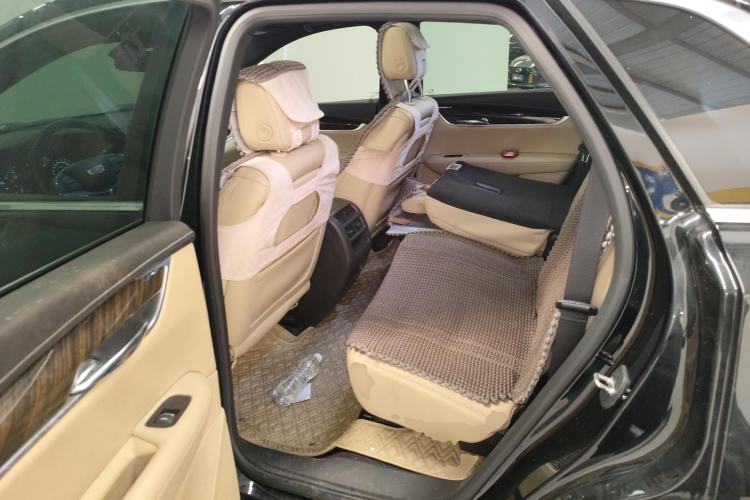 Used Cadillac XT5 2018 25T Luxury Model
