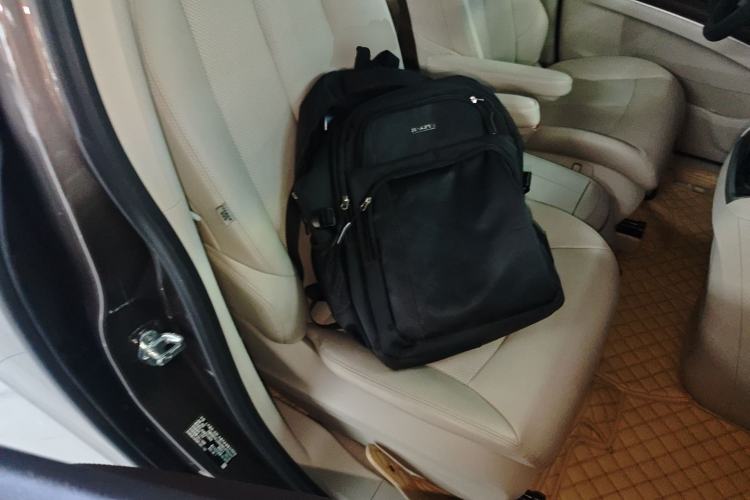 Used Buick GL8 2023 Land Executive Class Smart Enjoyment Model
