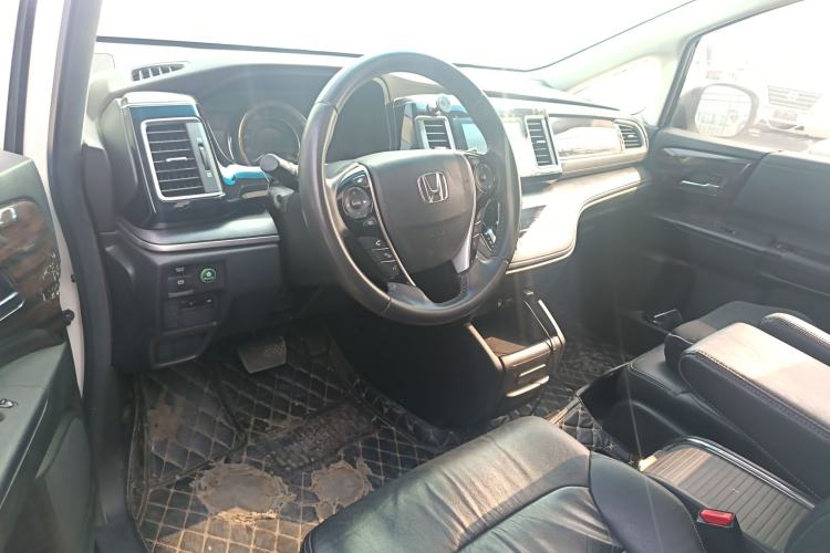 Used Honda Elysion 2016 2.4L Luxury Edition
