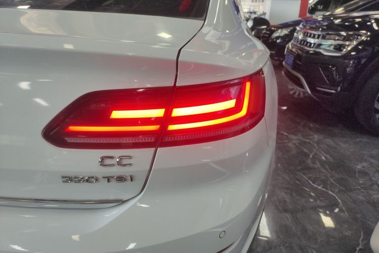 Used Volkswagen FAW-Volkswagen CC 2020 330TSI Huayan Edition China VI Standard
