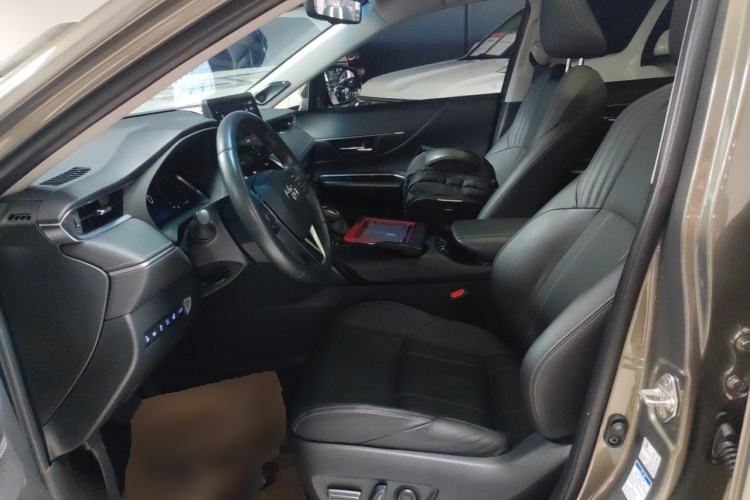 Used Toyota Harrier 2022 Dual-Engine 2.5L CVT Four-Wheel Drive Flagship Edition
