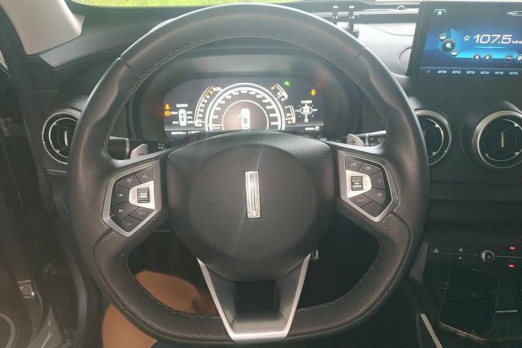 Used Wey VV7 2017 2.0T Flagship Edition
