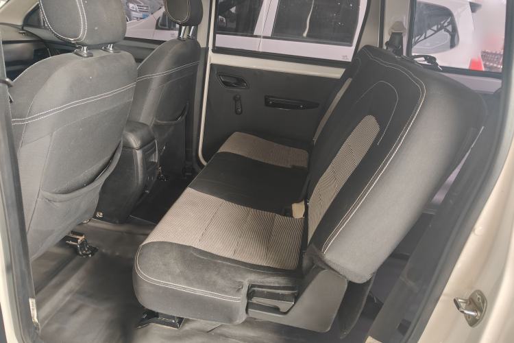 Used Wuling Hongguang 2021 1.5L Revised S Base Version with Electric Power Steering LAR
