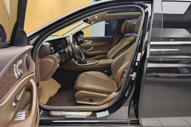 Used Mercedes-Benz E-Class 2021 Facelift E 300 L Stylish Edition
