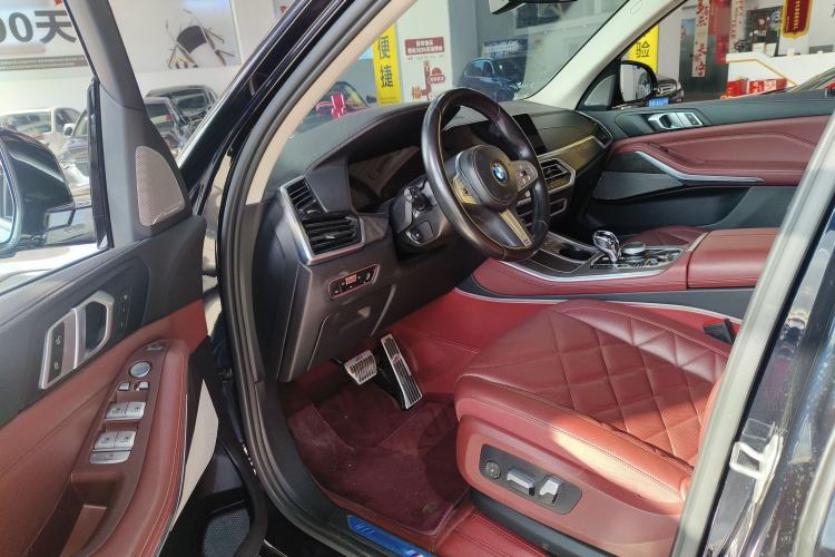 Used BMW X5 2022 Restyled xDrive 30Li Luxury Version M Sport Package