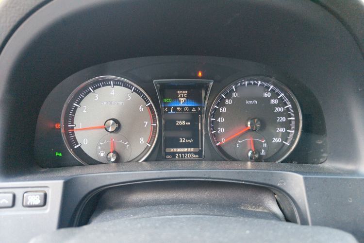 Used Toyota Crown 2015 2.0T Fashion Edition
