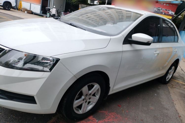 Used Skoda Rapid 2018 1.6L Manual Standard Edition
