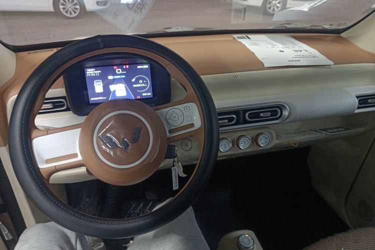 Used Wuling Hongguang MINIEV 2024 3rd Generation 215km Youth Edition
