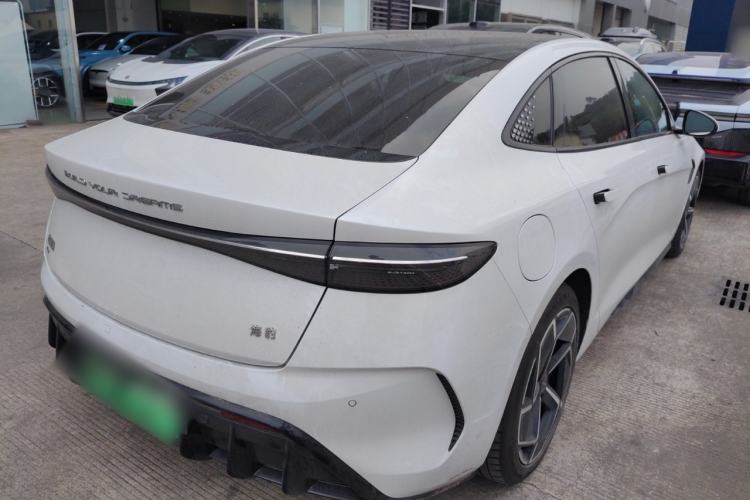 Used BYD Seal 2022 700 km Long-Range Rear-Wheel-Drive Version
