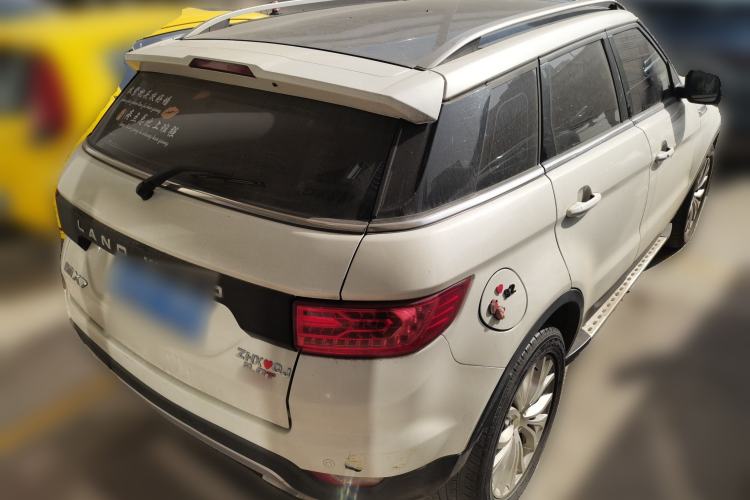 Used Land X7 2015 2.0T Panoramic Prestige Edition
