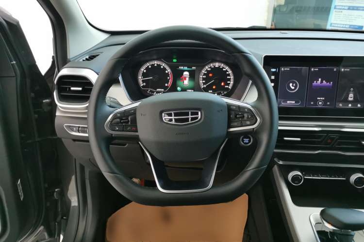 Used Geely Auto Coolray 2023 1.5T DCT Platinum Edition
