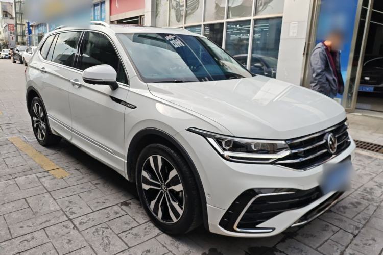 Used Volkswagen Tiguan L 2023 330TSI Automatic Two-Wheel Drive R-Line Enjoyment Edition
