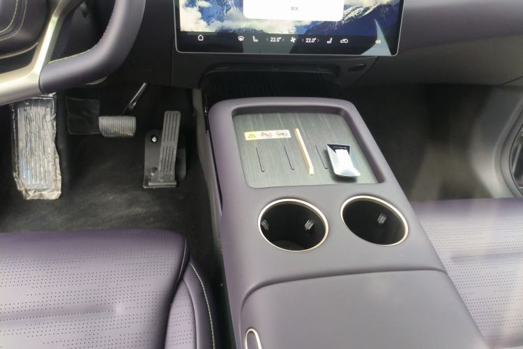 Used  07 2024 Pro+ All-Electric Version
