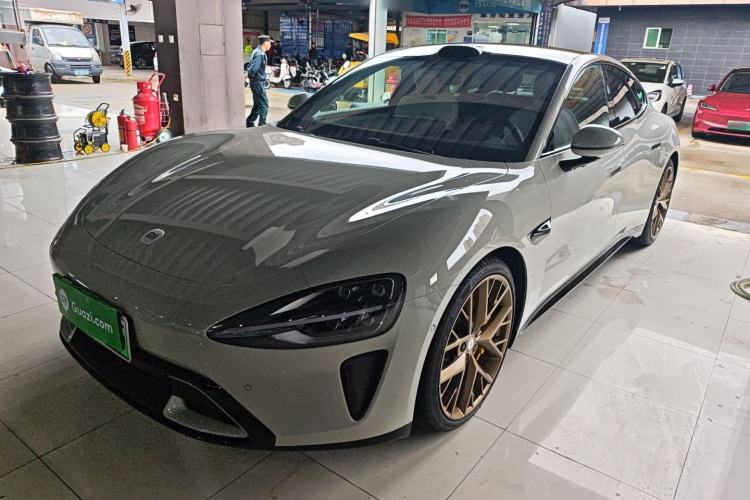 Used Xiaomi Auto SU7 2024 Four-Wheel Drive Ultra-Long Range Advanced Intelligent Driving Max Edition