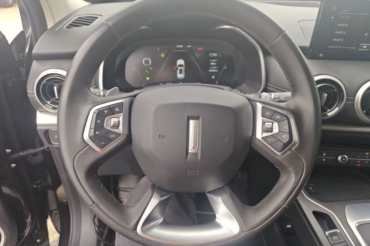 Used Wey VV6 2018 2.0T Two-Wheel-Drive Ultra-Luxury Version China V Standard