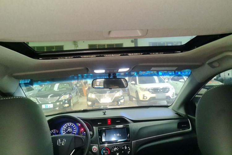 Used Honda Crider 2016 1.8L CVT Luxury Edition
