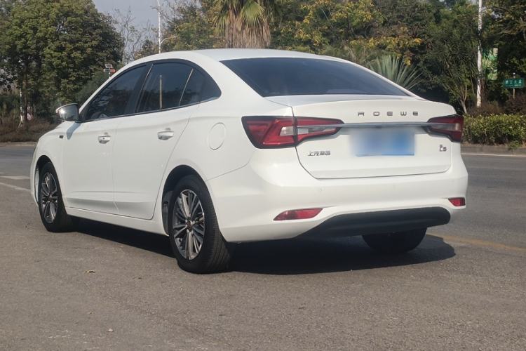 Used Roewe i5 2019 1.5L Manual 4G Connectable Langhao Edition