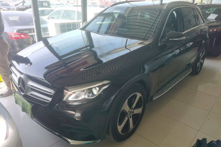 Used Mercedes-Benz GLC 2018 Facelift GLC 260 4MATIC Luxury Edition
